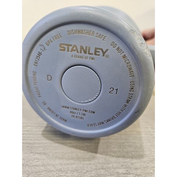 Stanley 40oz Stainless Steel H2.0 FlowState Quencher Tumbler Blue .no Straw - Picture 8 of 10